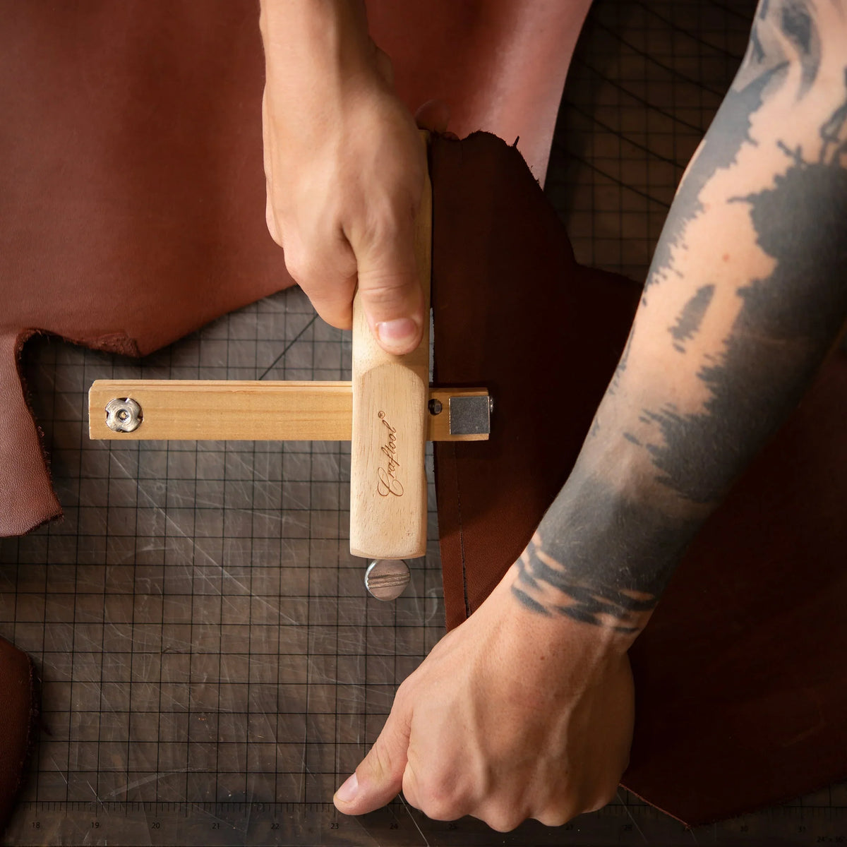 Leather Class Beginner’s Leathercraft Guide – Tools, Terms, and First Projects ...