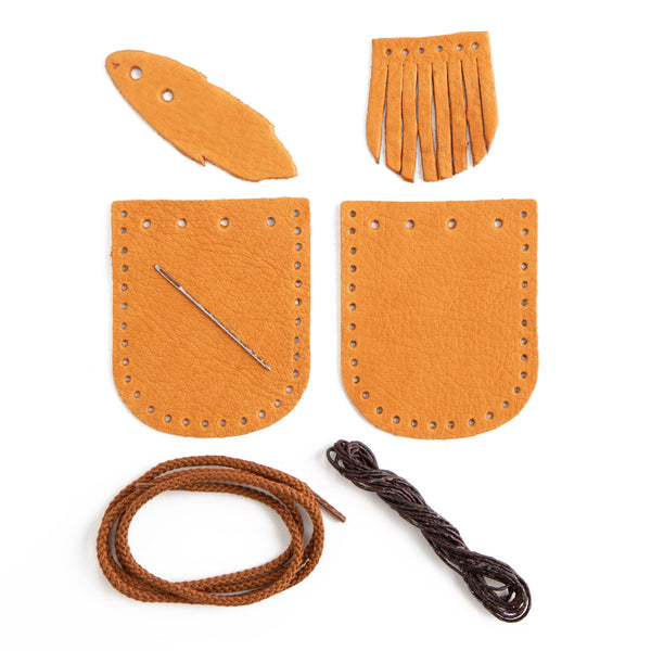 極美品 /<itti> HERRIE MEDICINE BAG HERRIE TINY MEDICINE POUCH / SHIRO｜白鞣し革 ネックポーチ レザー